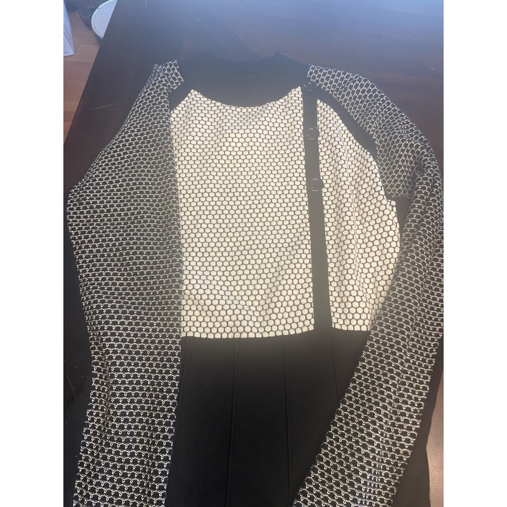 Yuka Black White Sweater Dress T4